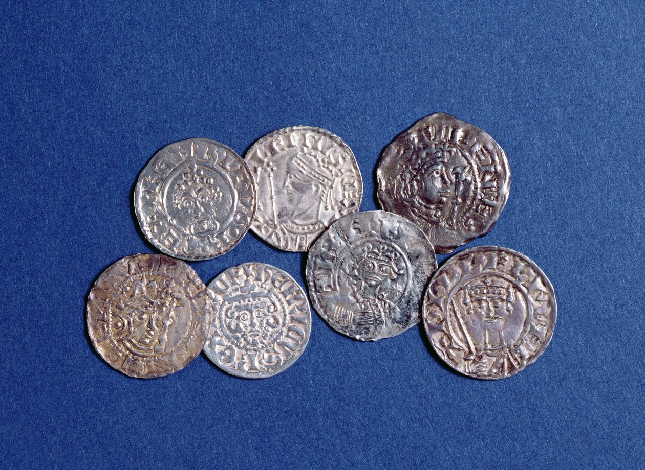 En grupp normandiska och angevinska mynt, från kung Vilhelm I till kung Henrik III av England, 1000-1200-talet (silver) (vy framifrån) av English School