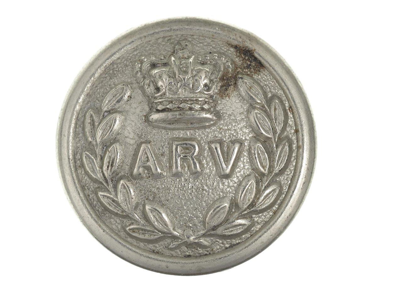 Button, Allahabad volontärgevär, före 1901 av English School