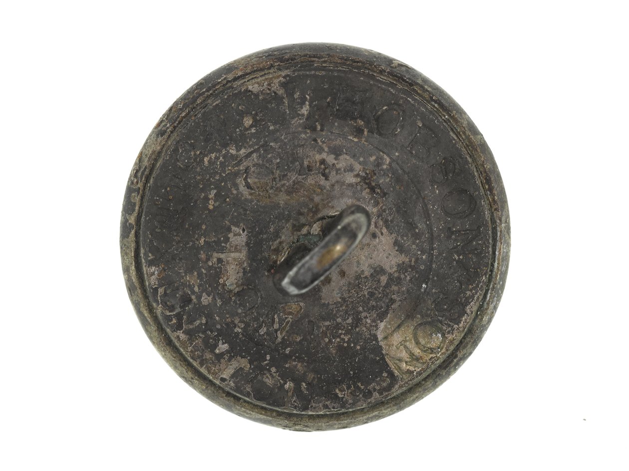 Button, Allahabad volontärgevär, före 1901 av English School