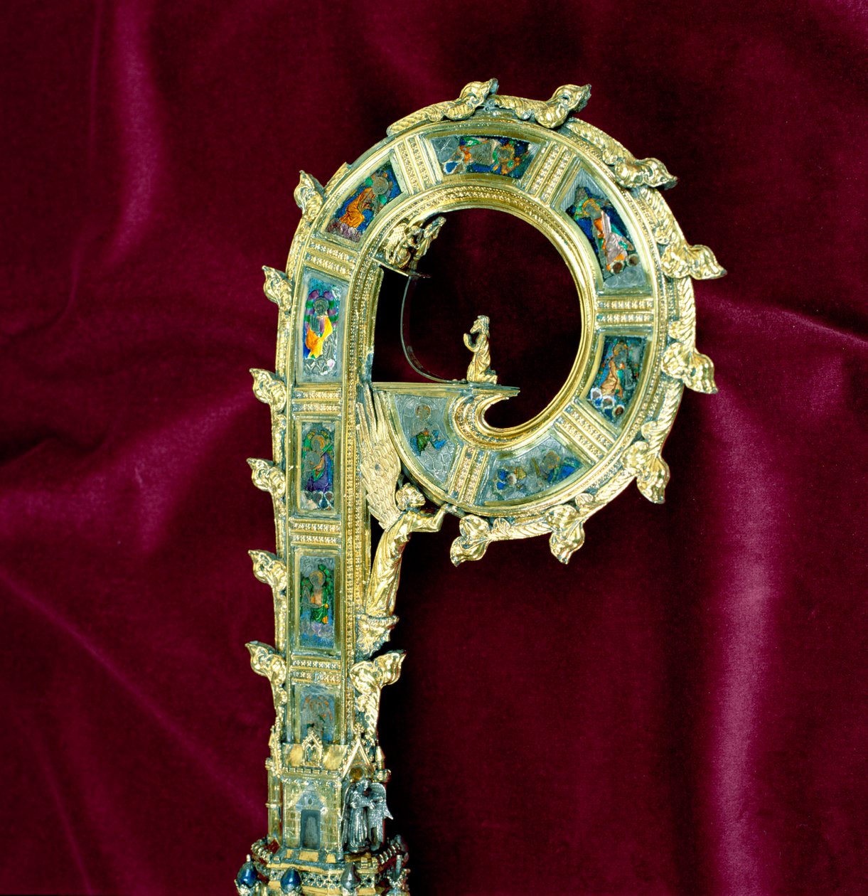 Crook of the Crozier of William of Wykeham (c.1320-1404): Peters sida (förgylld silver) (detalj) (se 205100-32) av English School