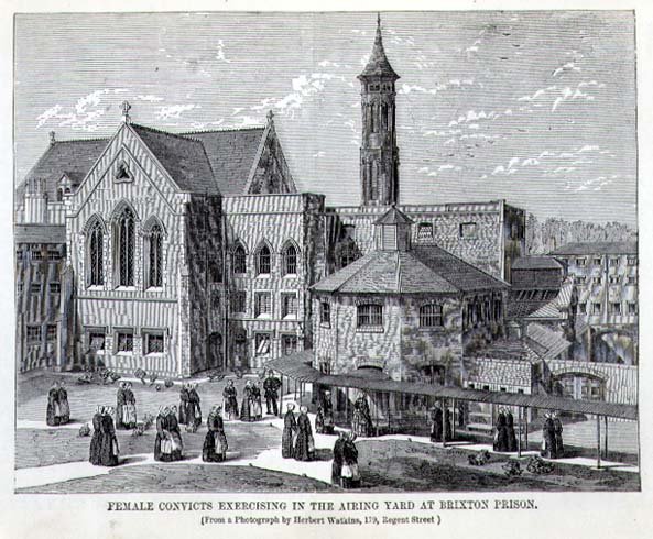 Kvinnliga dömda tränar i luftningsgården i Brixton Prison, från "The Criminal Prisons of London and Scenes of Prison Life" av Henry Mayhew (1812-87) och John Binny av English School