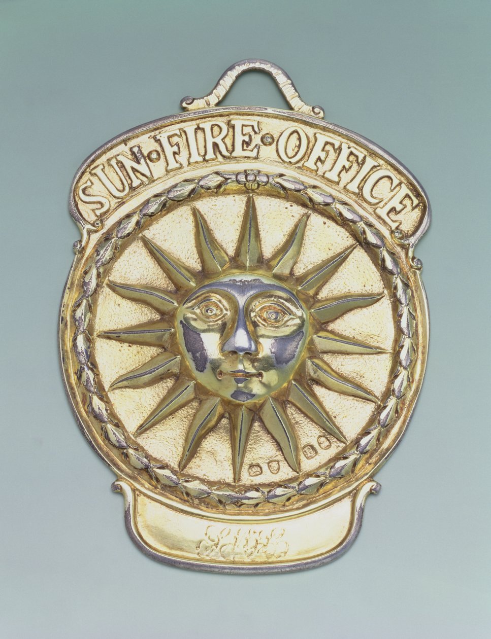 Brandförsäkringsmärke, ca 1810 (metall) av English School