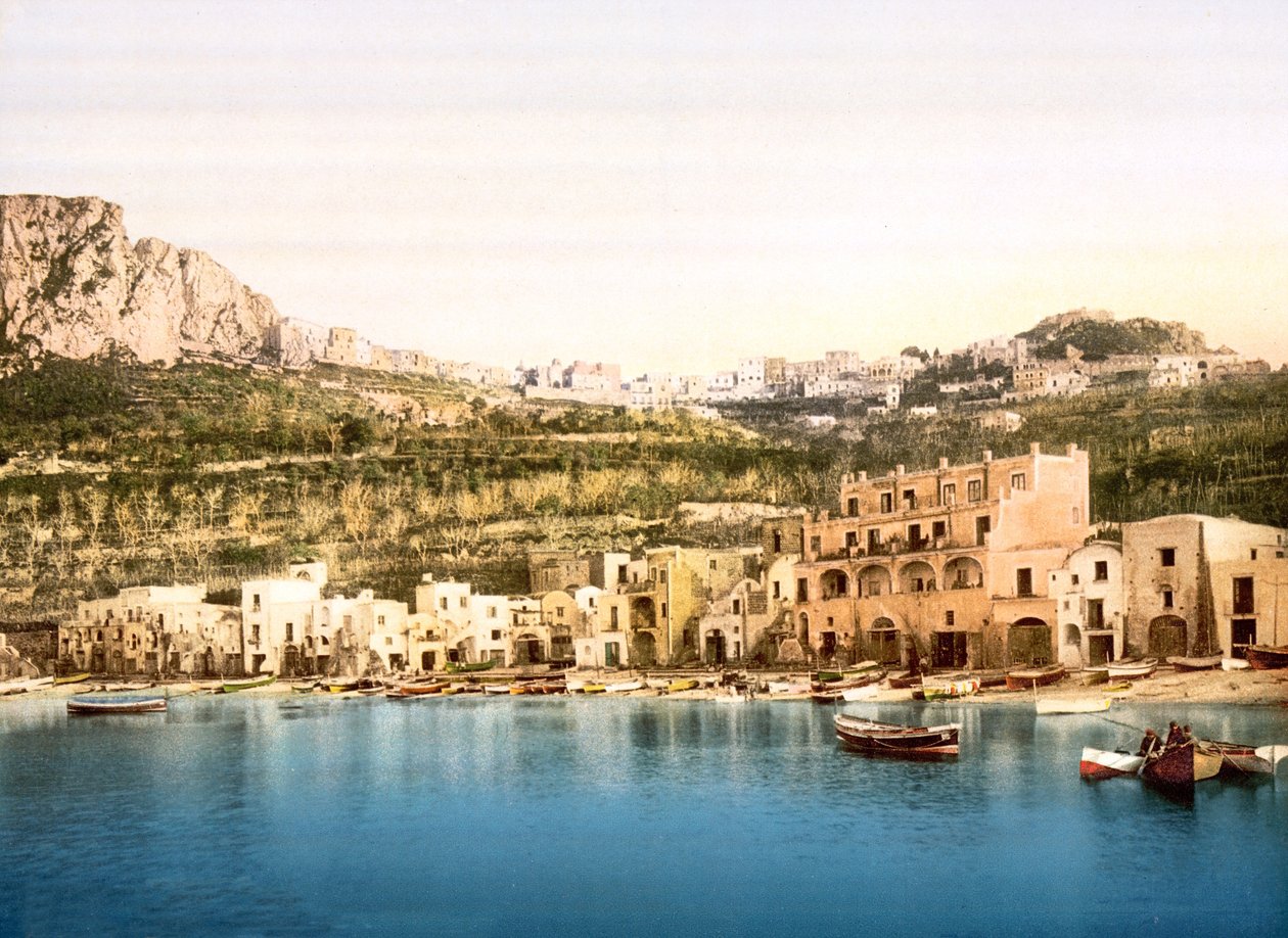Marina Grande och Capri (handfärgat foto) av English School