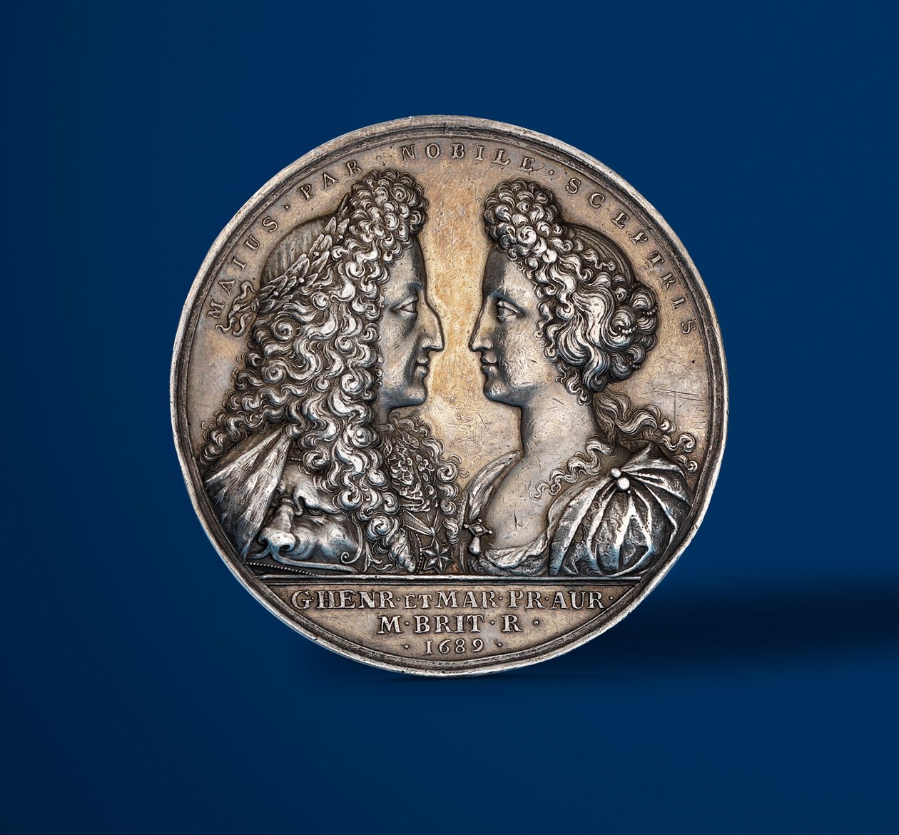Medalj till minne av William och Marys kröning, 1689 (silver) (framsidan av 419668) av English School