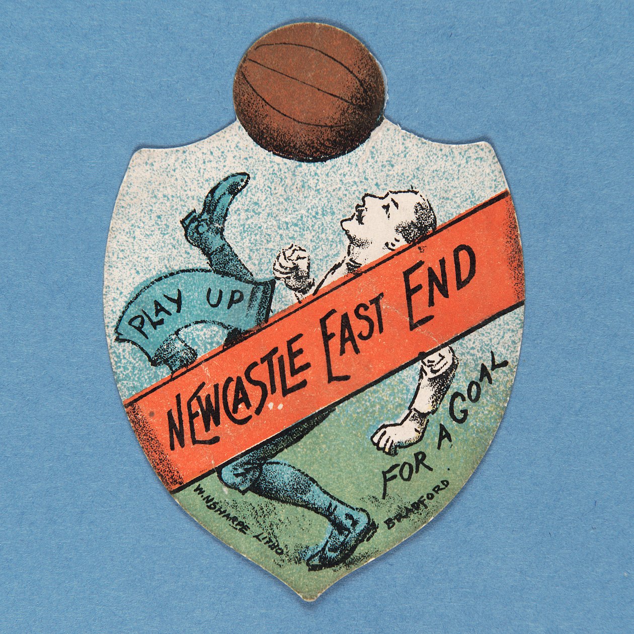 Spela upp Newcastle East End för ett mål, Baines-kort i form av en sköld, 1880-89 av English School