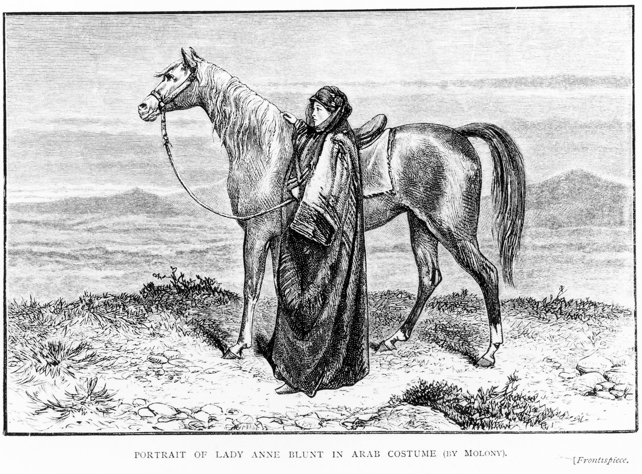 Porträtt av Lady Anne Blunt (1837-1917) i arabisk kostym med en arabisk häst, frontispice till hennes bok A Pilgrimage to Nejd, publicerad 1881 av English School
