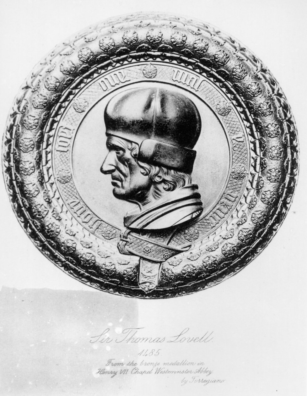 Porträtt av Sir Thomas Lovell (d.1524) 1485, från bronsmedaljongen i Henry VII Chapel Westminster Abbey av Torregiano (litho) (s/v foto) av English School
