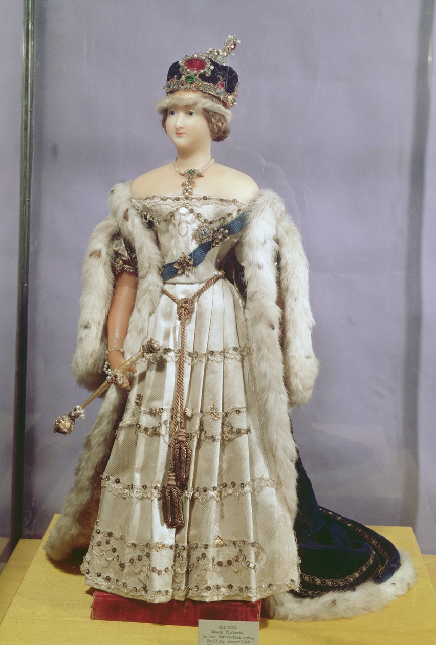 Drottning Victoria (1819-1901) docka klädd i sina kröningsrockar, ca 1840 (vax) av English School