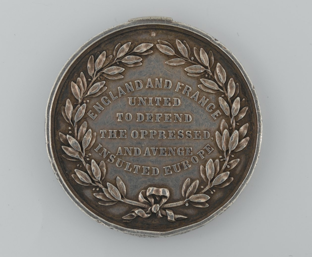 Silver Patriotic Fund-medalj till minne av alliansen mellan England och Frankrike 1854, tilldelad av borgmästaren i Dover, 1855 av English School