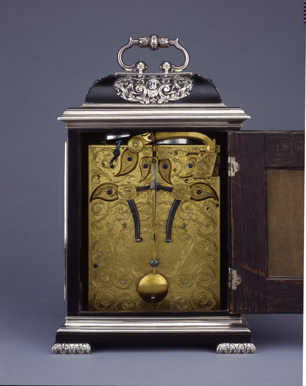 The Barnard Tompion, Tompion and Banger, London, nr 460, slående klocka med fäste, ca 1708 av English School