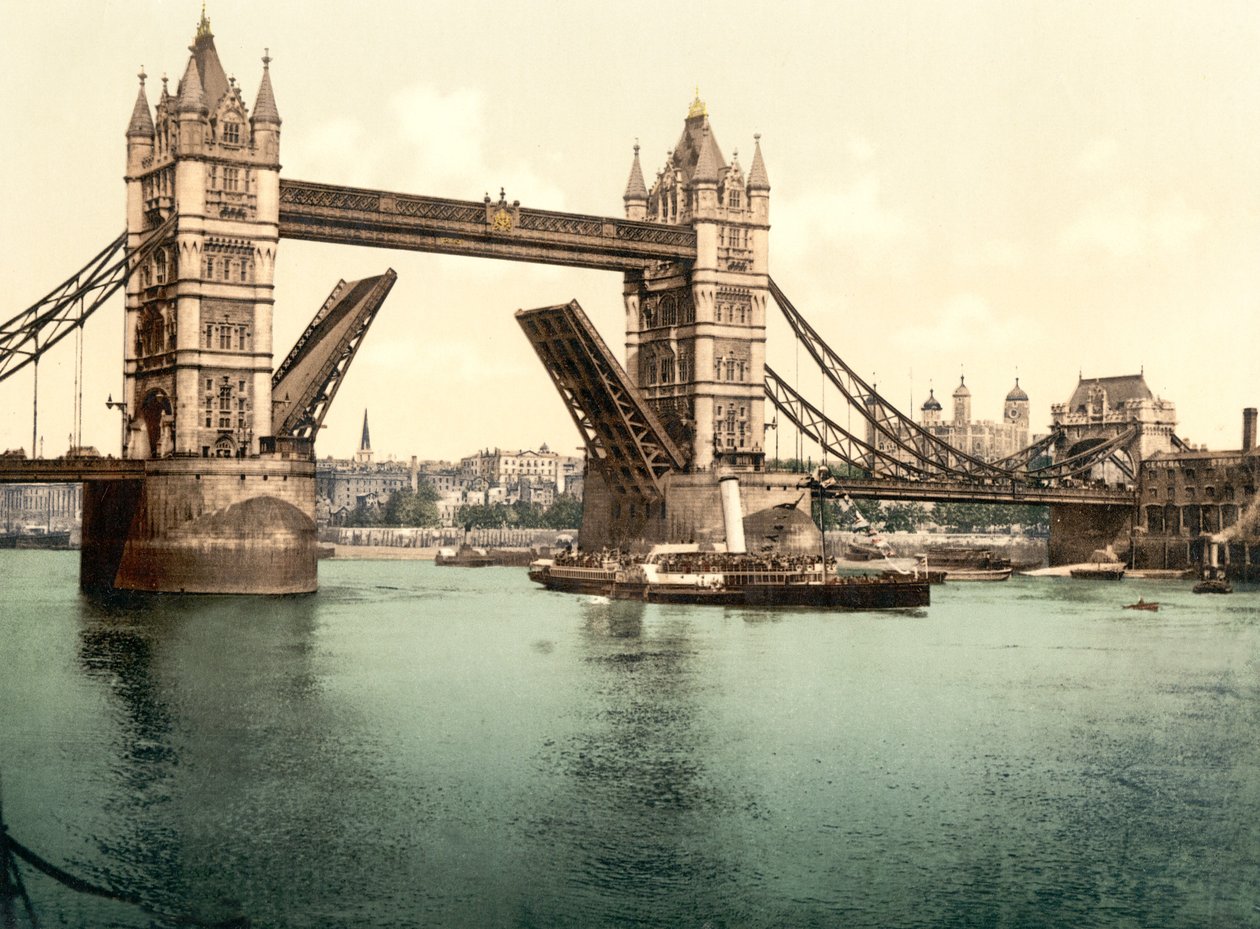 Tower Bridge, London (handfärgat foto) av English School