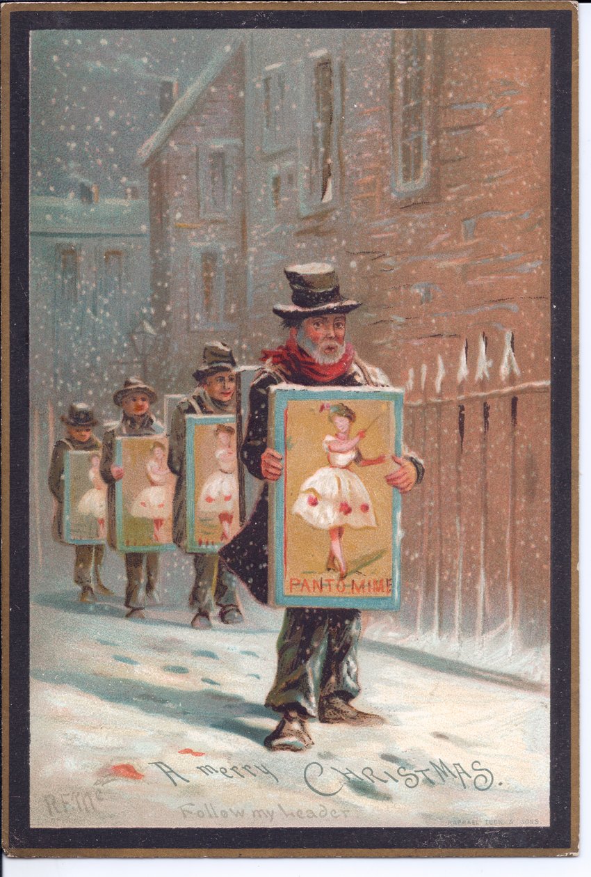 Viktorianskt julkort med fyra män som går i snön och bär brädor som reklamerar en pantomim, ca 1880 (litho i färg) av English School