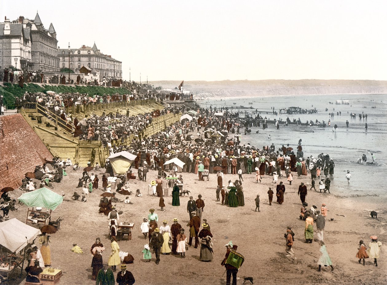 Utsikt över en engelsk strand (handfärgat foto) av English School