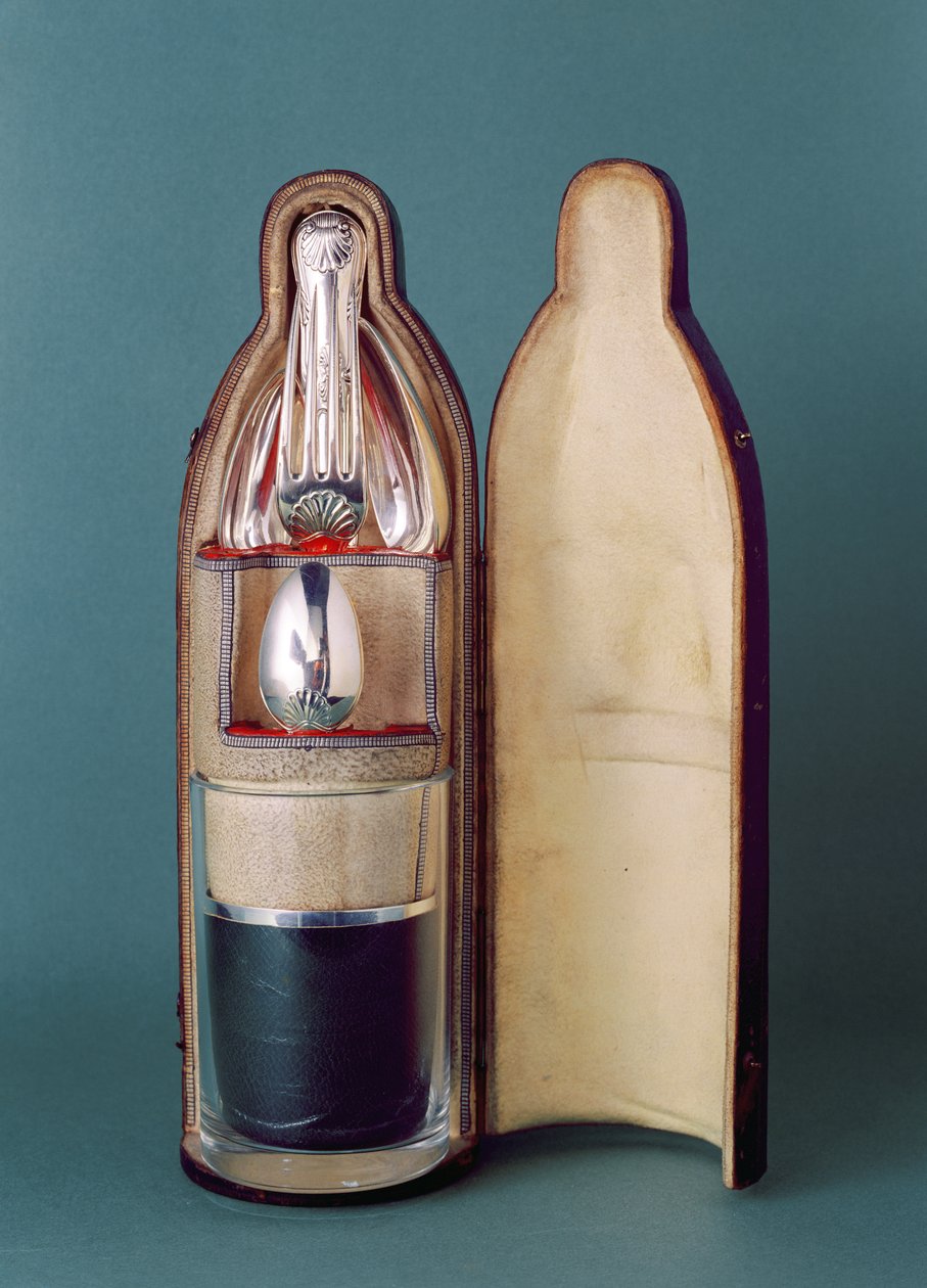 Wellingtons bestickmatsal (metallarbete) av English School