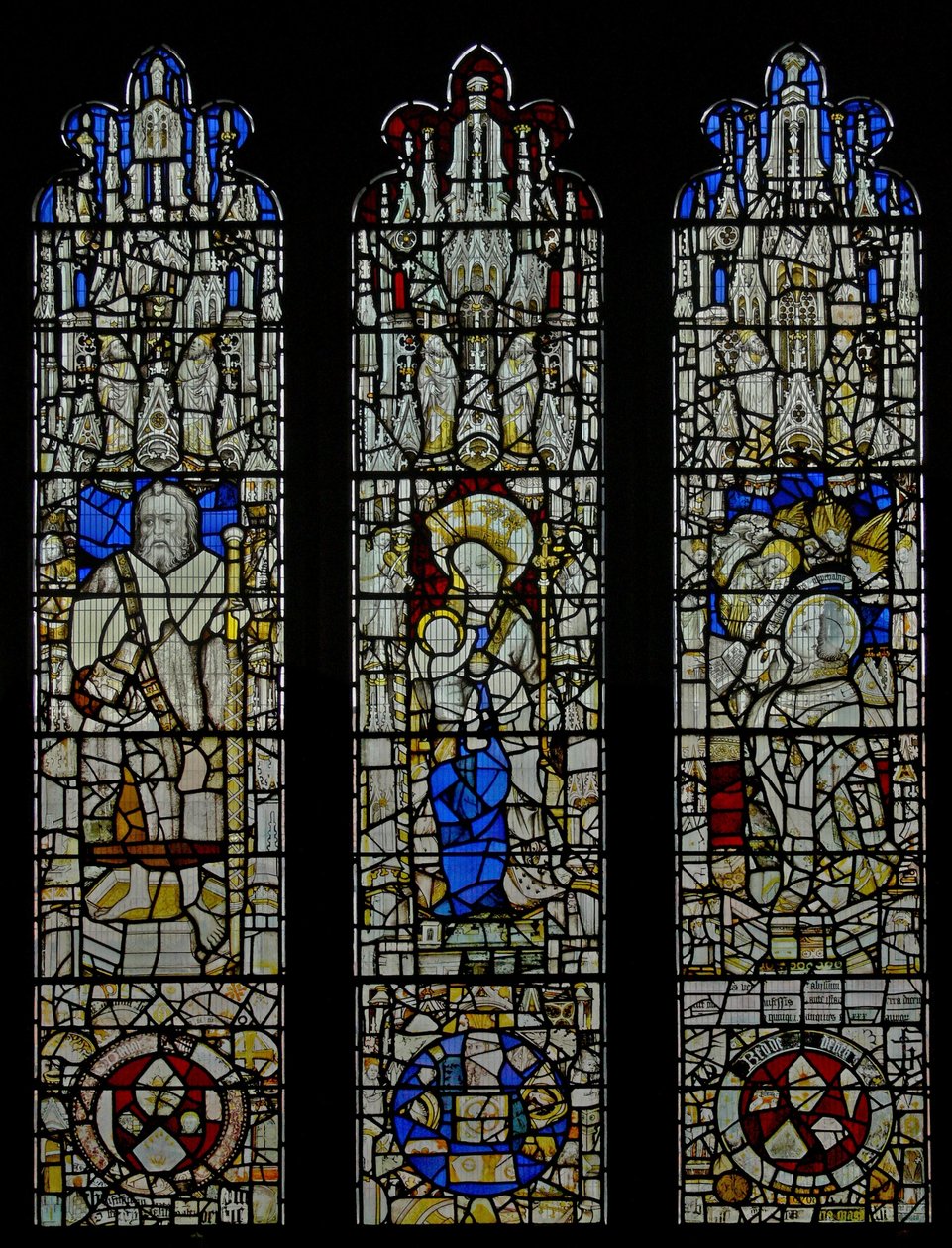 Windows6 föreställande St James, the Virgin and Child, Gregorius mässa av English School