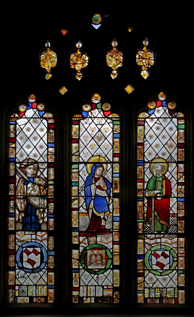 Fönster n3 som visar St John, Virgin Mary, St Paul av English School