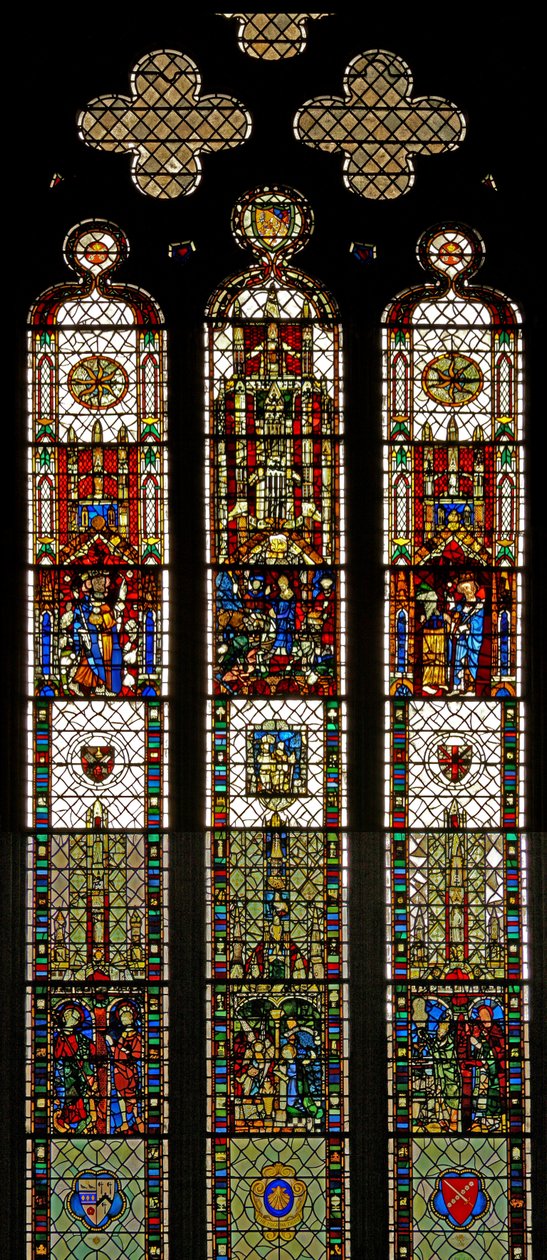 Fönster w31 som visar ett sammansatt fönster med St Edmund, St William, St George, Annunciation, Adoration of the Magi av English School