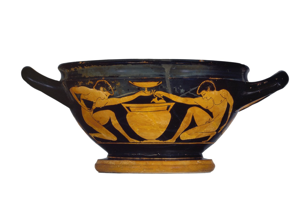 Attic rödfigur kopp-skyphos, dekorerad med två nakna ungdomar som knäböjer vid en kolonnkrater, c.520-500 f.Kr. (keramik) av Epiktetos