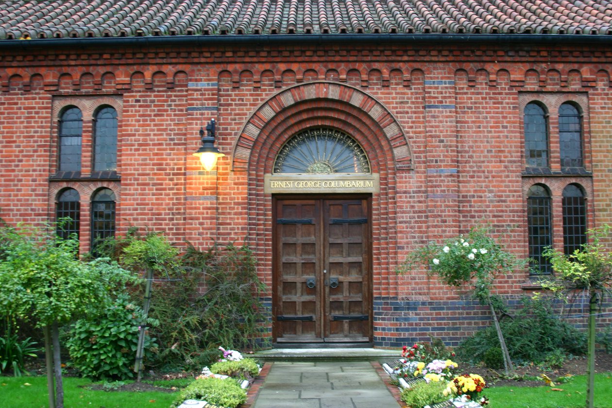 Exteriör av Columbarium, färdigställd 1911 av Ernest George
