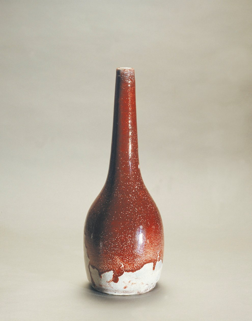 Porslinsvas med flambe emalj av Ernest Chaplet (1835-1909) av Ernest Chaplet