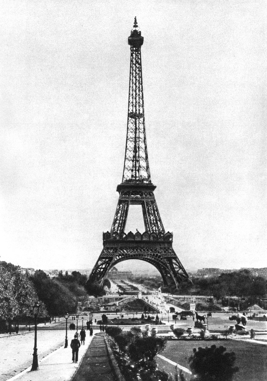 Eiffeltornet från Trocadero, Paris, 1931. av Ernest Flammarion