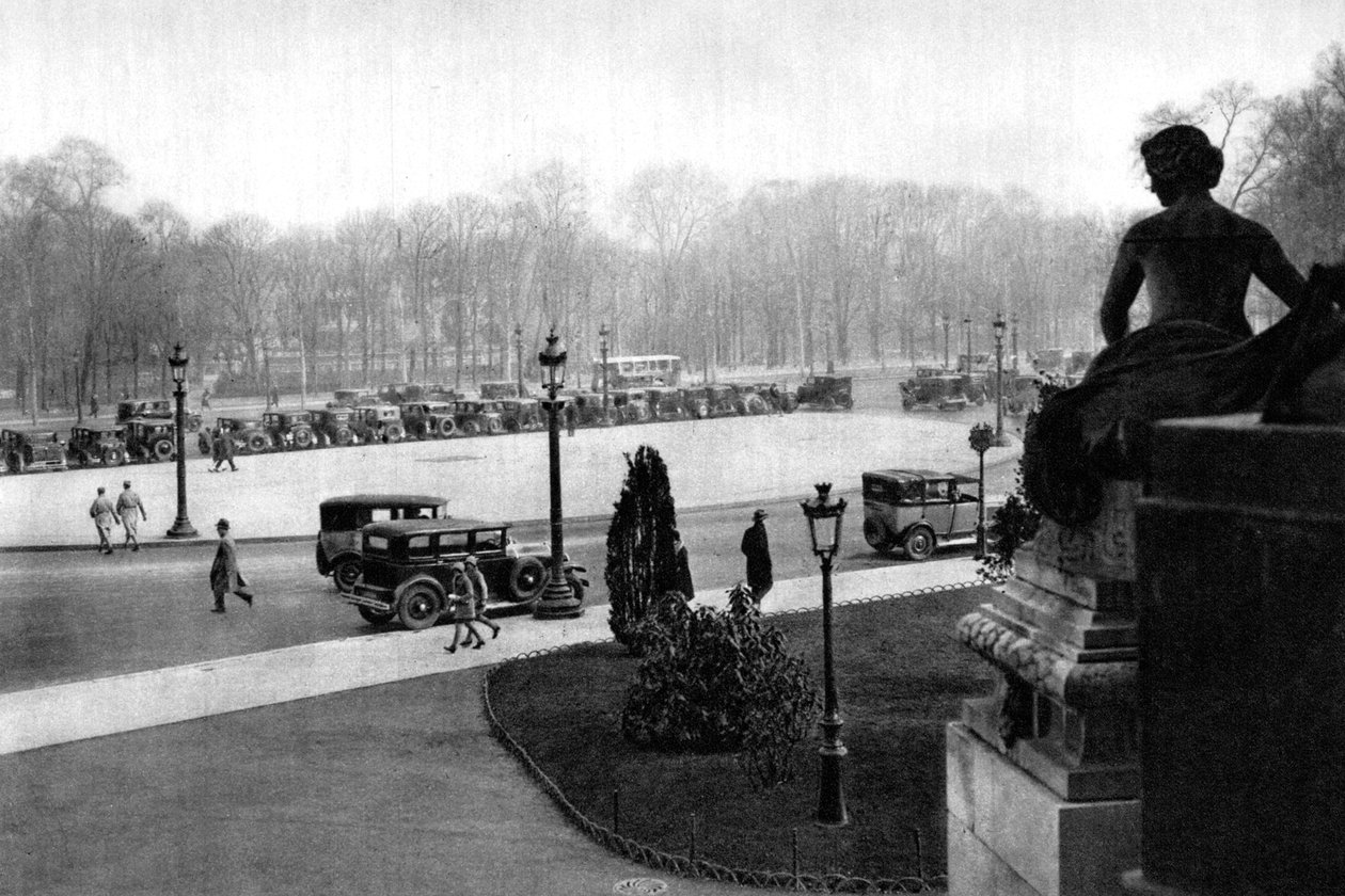 Rond Point och Georges Clemenceau Place, Paris, 1931. av Ernest Flammarion