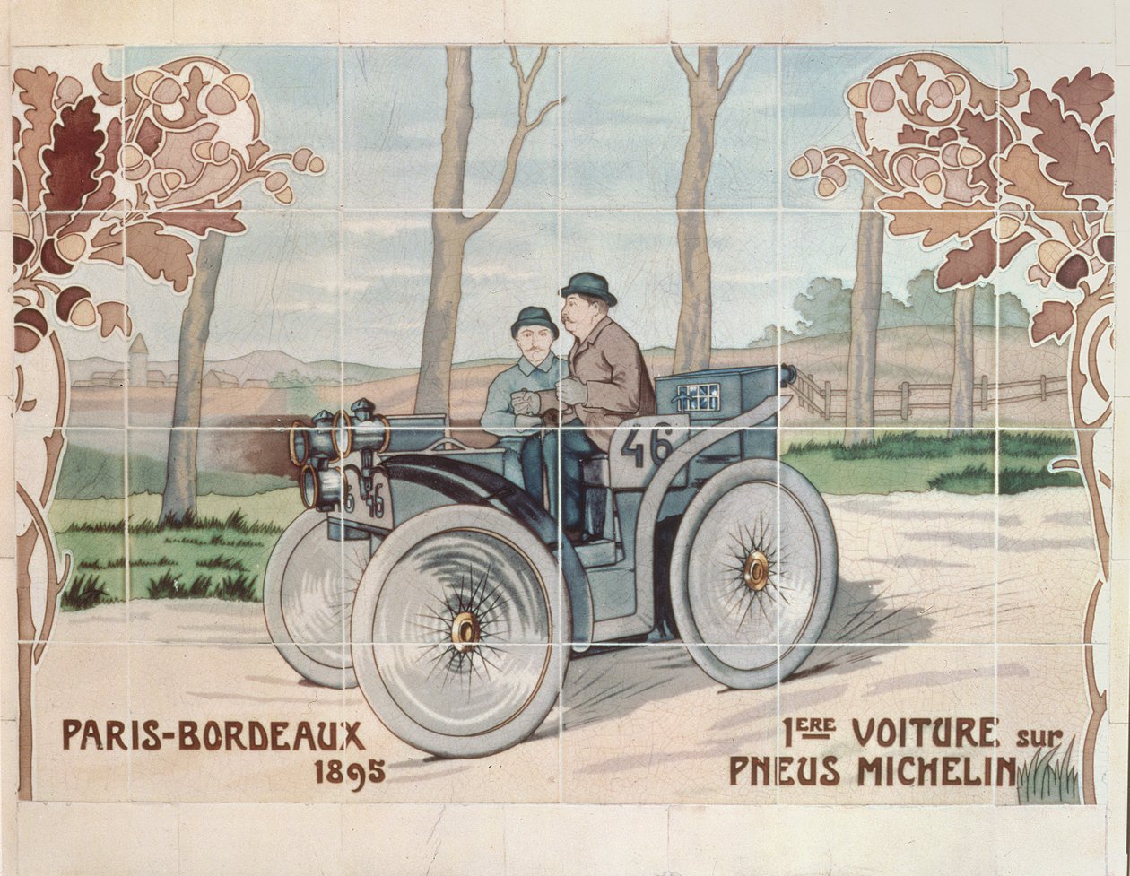 Edouard och Andre Michelin kör L