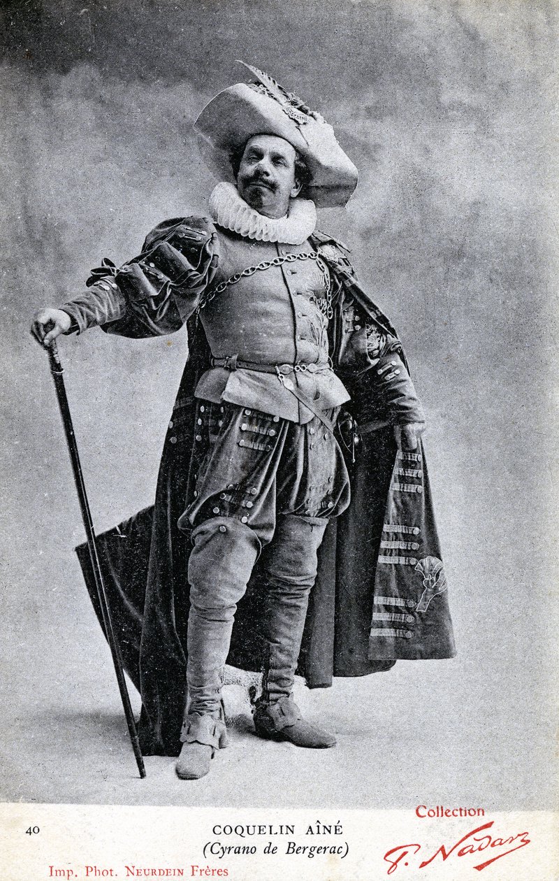 Constant Coquelin aka som Coquelin aîné (1841 - 1909) i Cyrano de Bergeracs kostym (foto) av Etienne Neurdein
