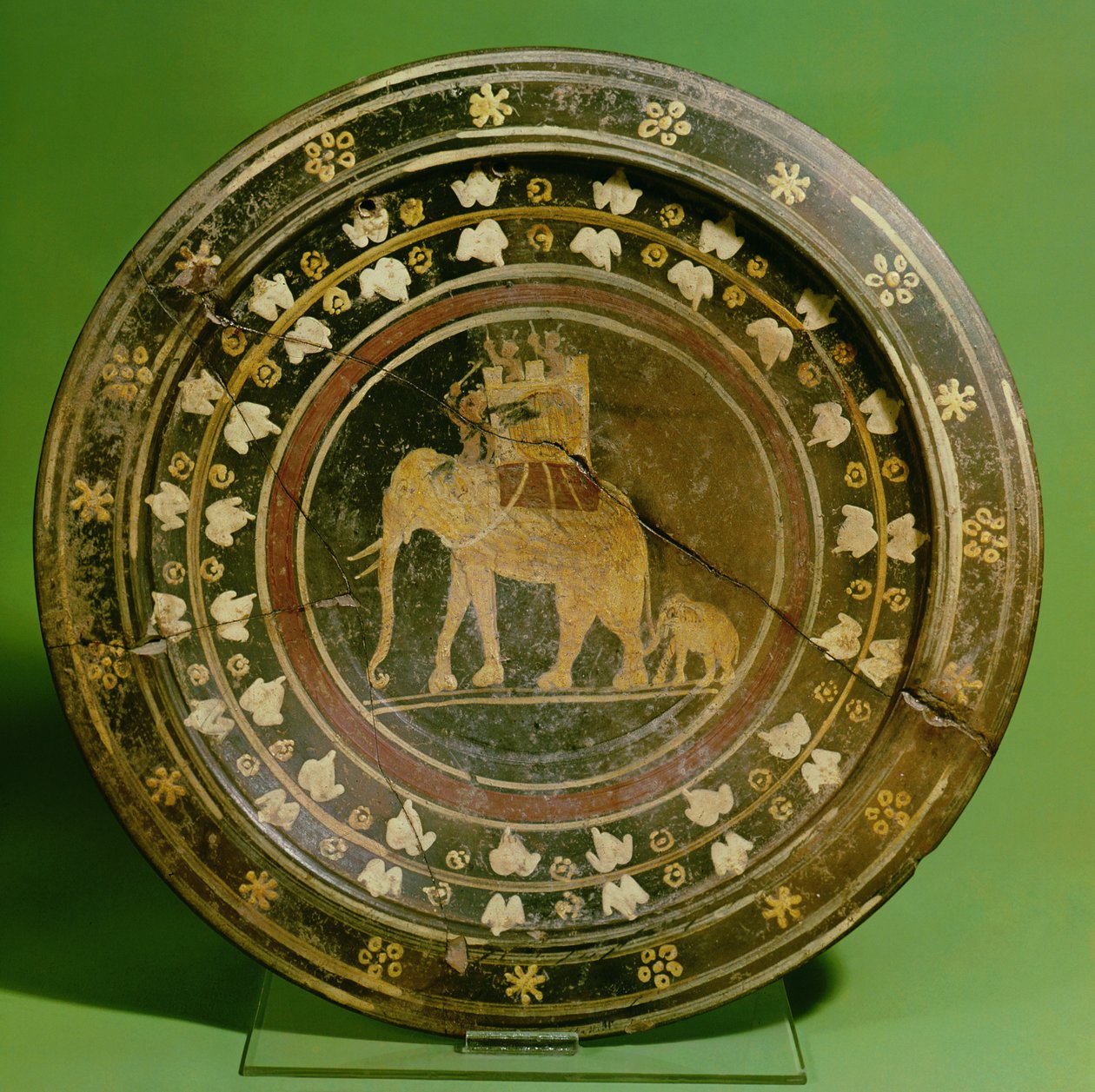 Fat föreställande en elefant som användes i kriget mot kartagerna (keramik) av Etruscan