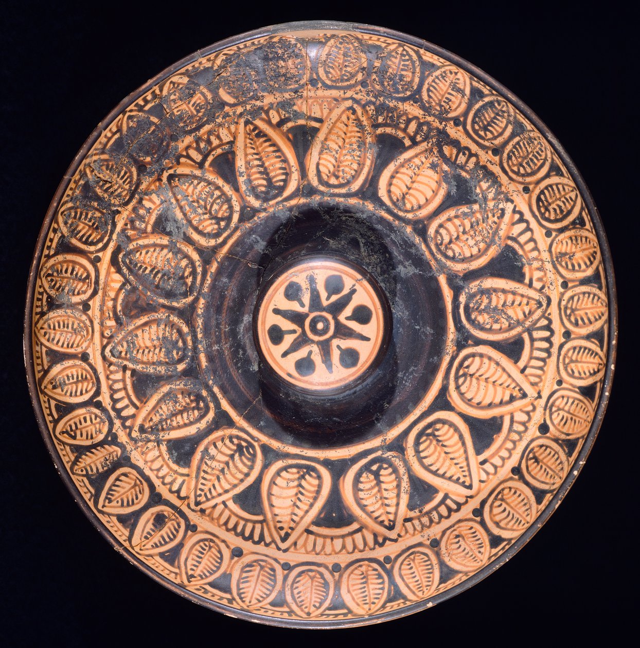 Patera. Rödfigurkeramik från Spina (Emilia Romagna). Etruskisk civilisation, 400-talet f.Kr. av Etruscan