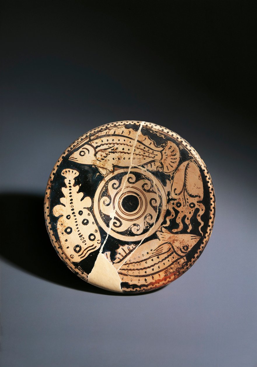 Rött keramikfat med fiskdekor, från Cerveteri av Etruscan