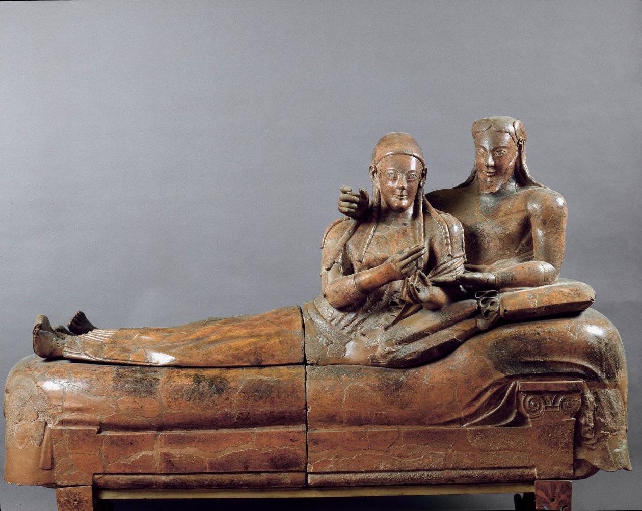 Brudarna snidade grupp (terrakottasarkofag från Cerveteri. 600-talet f.Kr.) av Etruscan