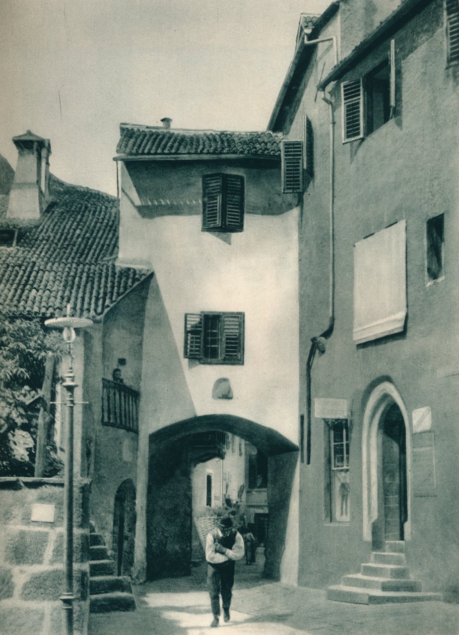 En lugn gata, Merano, Sydtyrolen, Italien, 1927 av Eugen Poppel