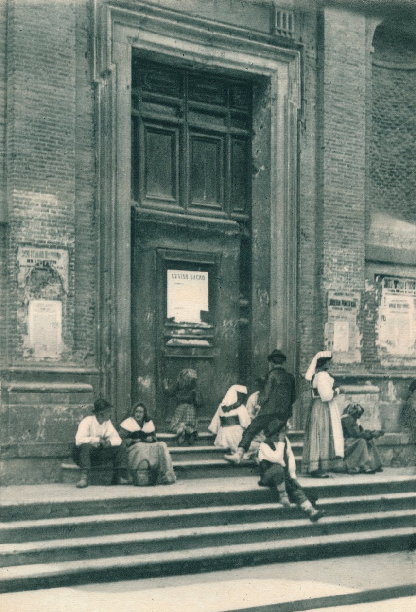 Mötesplats för konstnärsmodeller framför en kyrka i Via Babuino, Rom, Italien, 1927 av Eugen Poppel