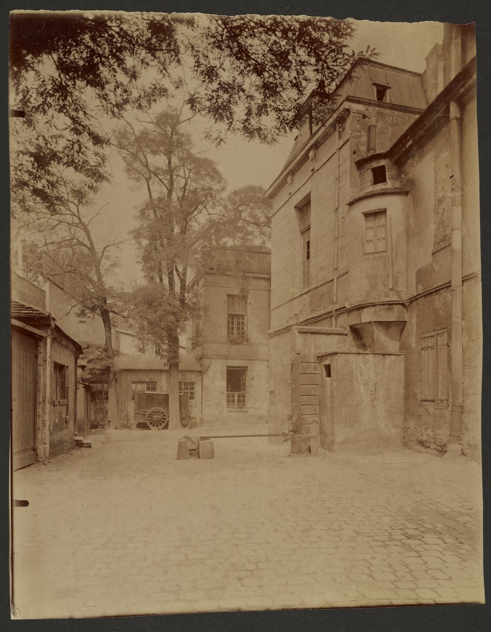 Tidigare karmelitkloster, Hôtel Lavalière, kommer att försvinna, rue Saint-Jacques av Eugène Atget