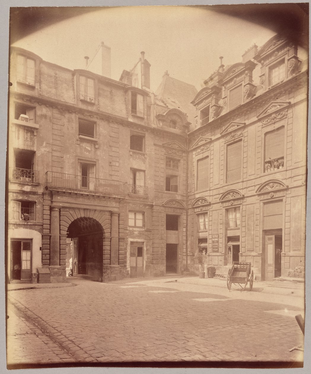 Hôtel de Sully av Eugène Atget