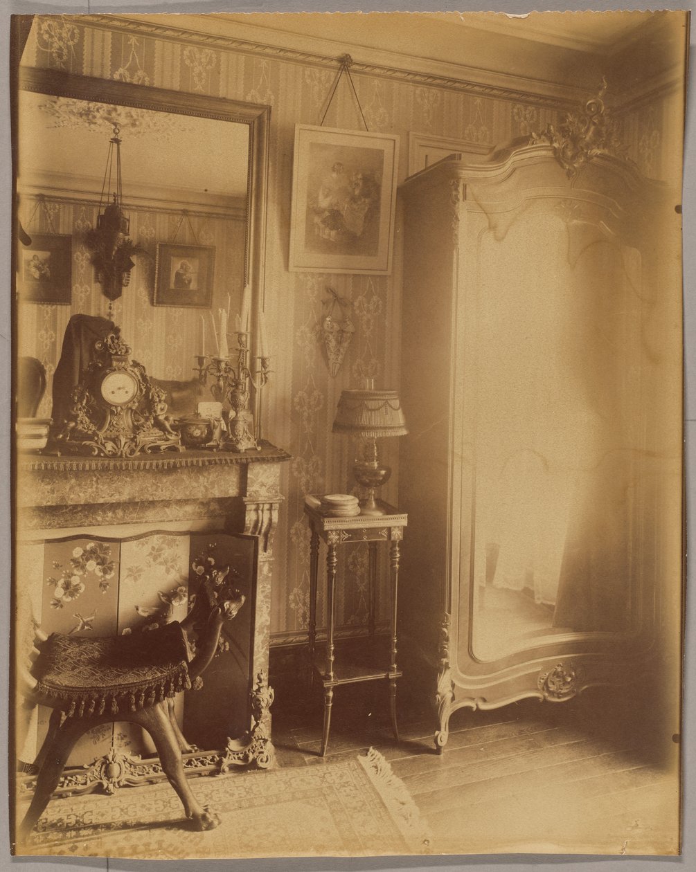 Innenraum von Frau D., kleine Rentnerin, Boulevard du Port-Royal av Eugène Atget
