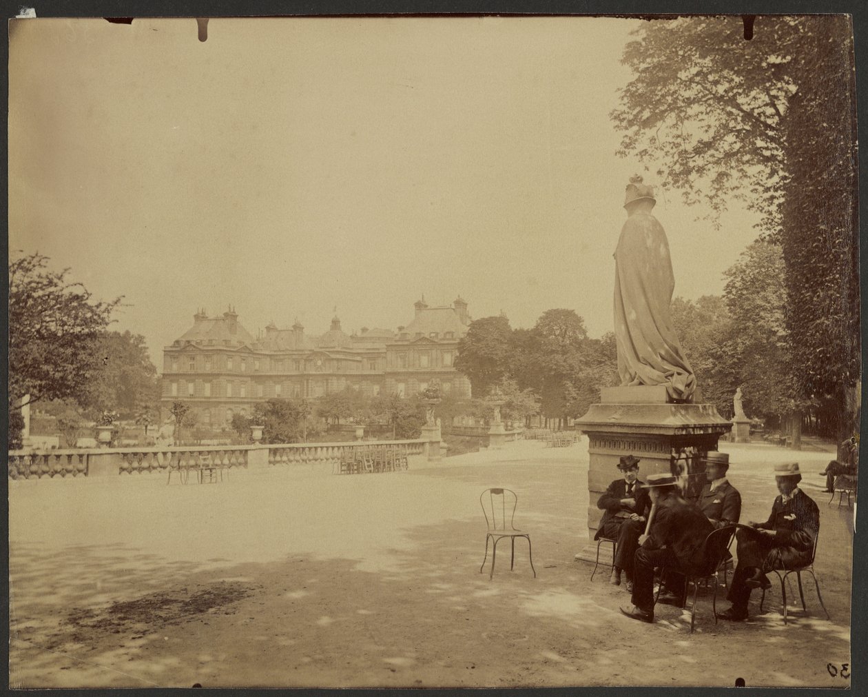Luxemburg av Eugène Atget