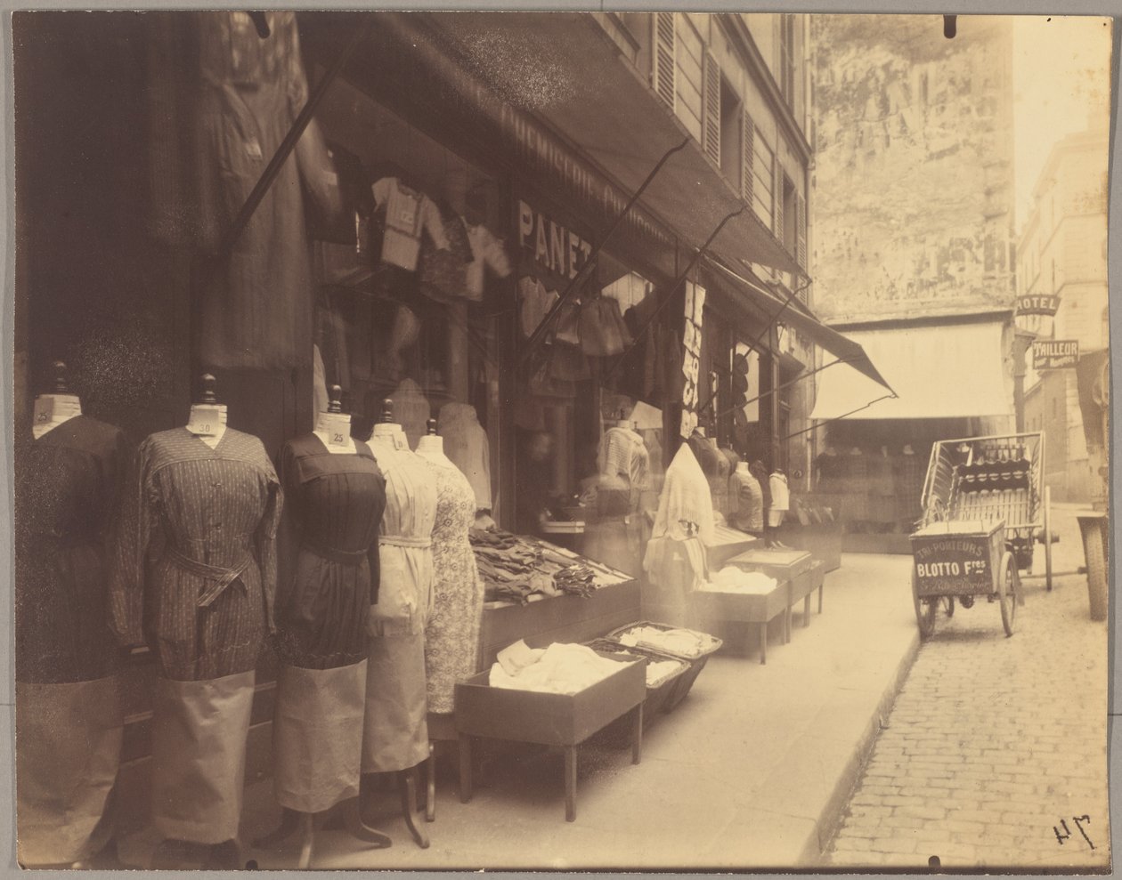Rue Mouffetard av Eugène Atget