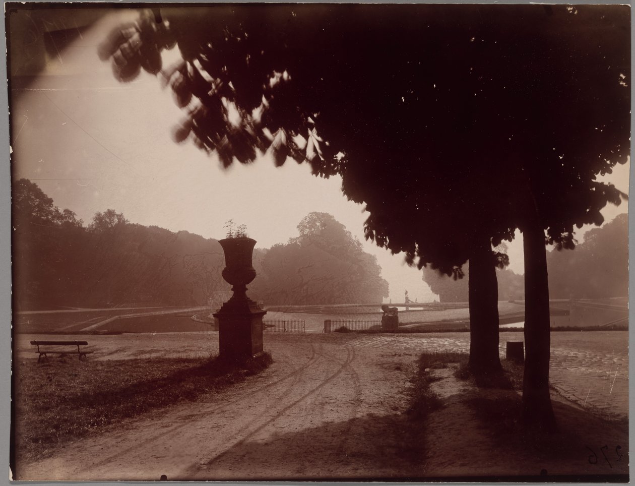 Saint-Cloud av Eugène Atget