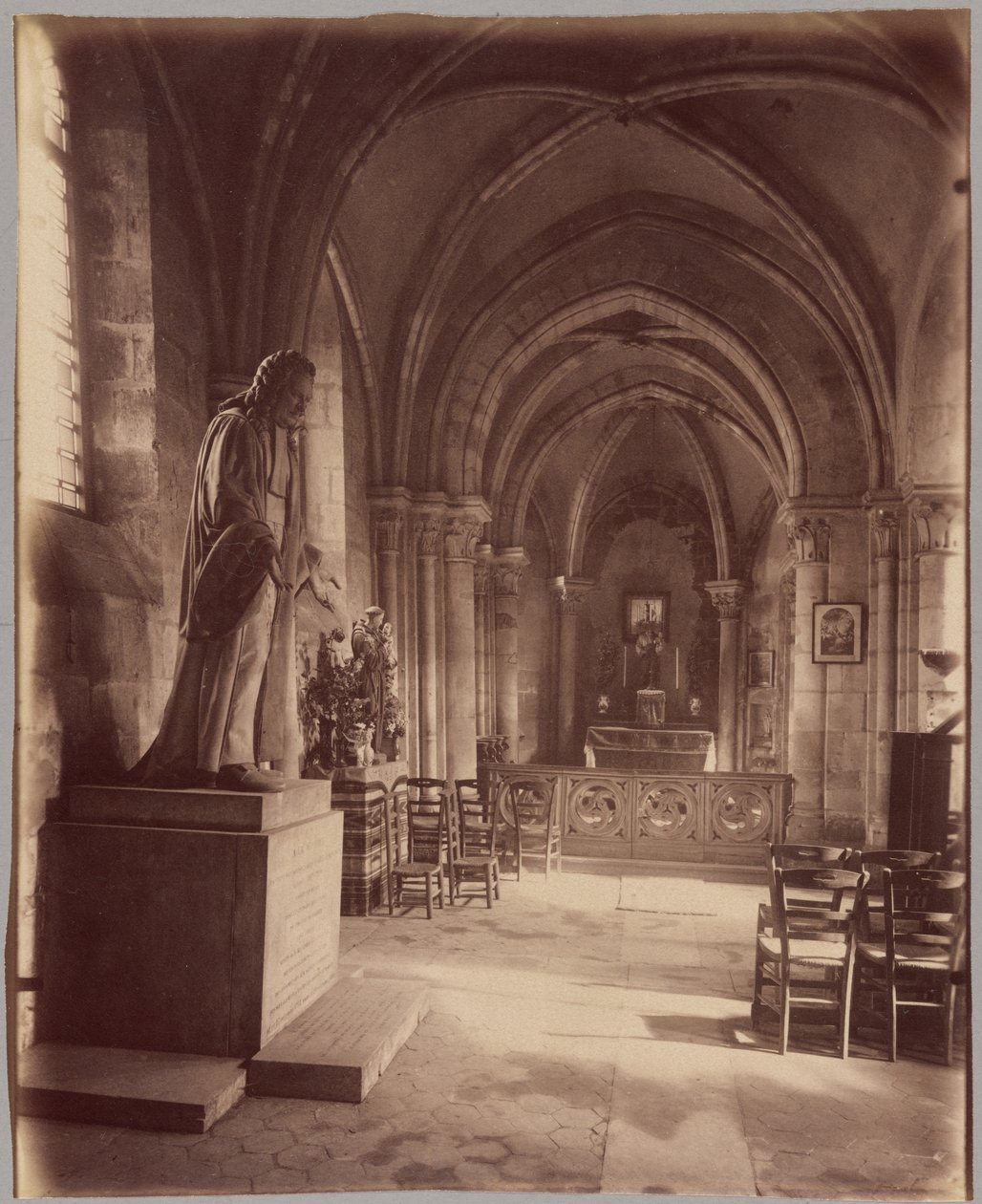 Saint-Julien-le-Pauvre av Eugène Atget