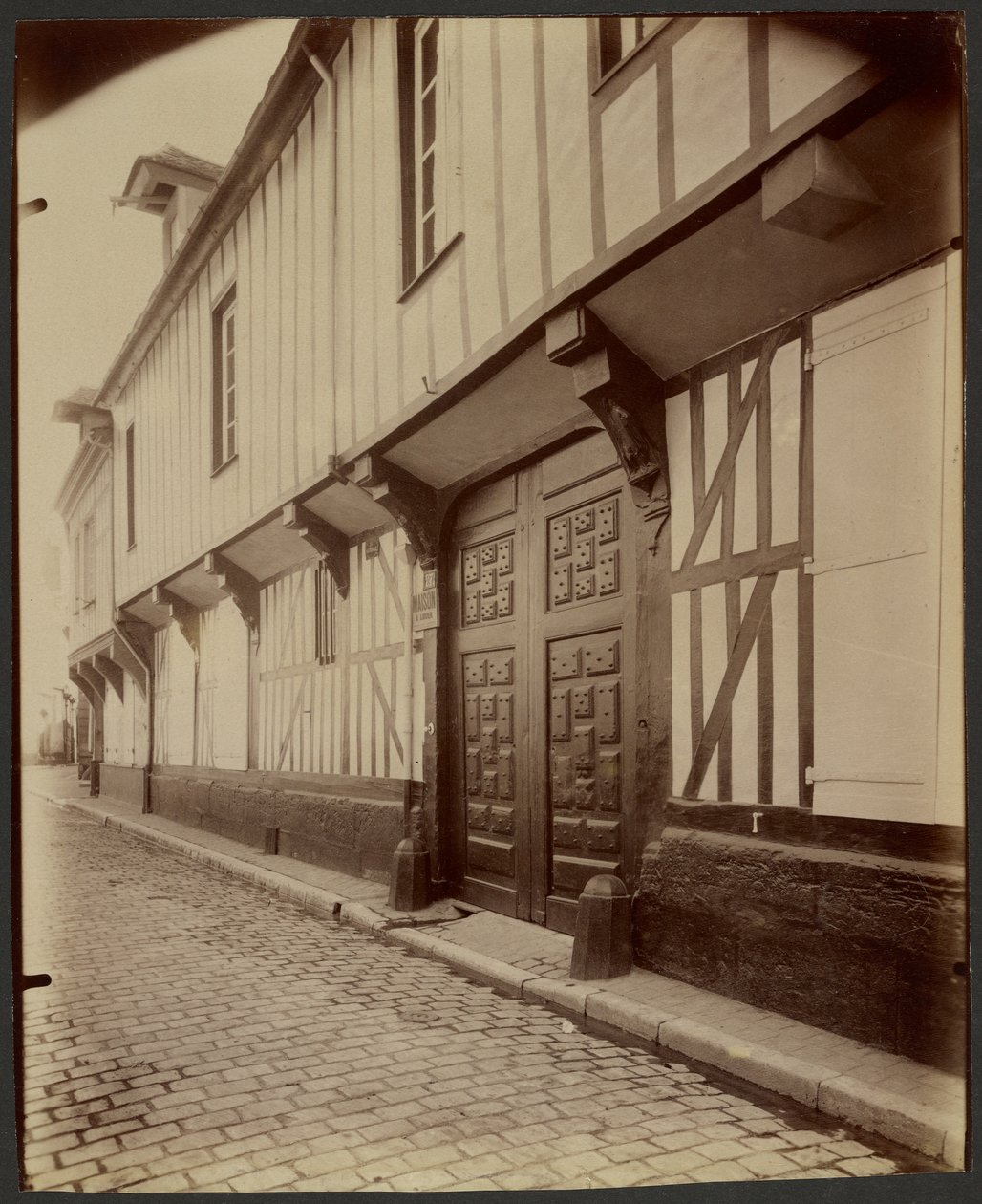 Beauvais, House, 27 Rue Pantaléon. av Eugène Atget
