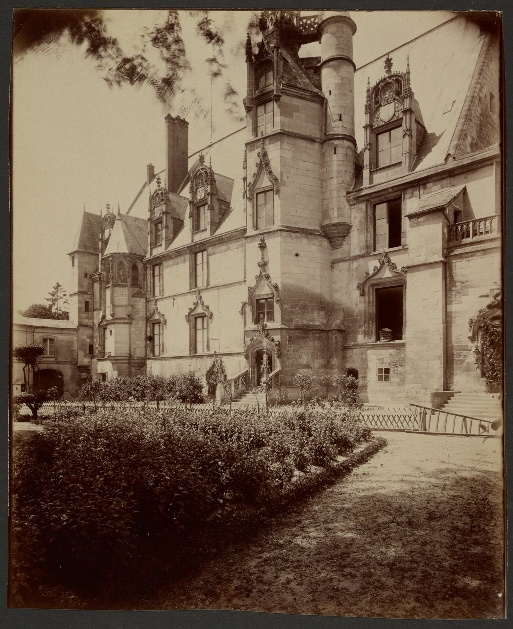 Beauvais, Juridiska domstolar av Eugène Atget