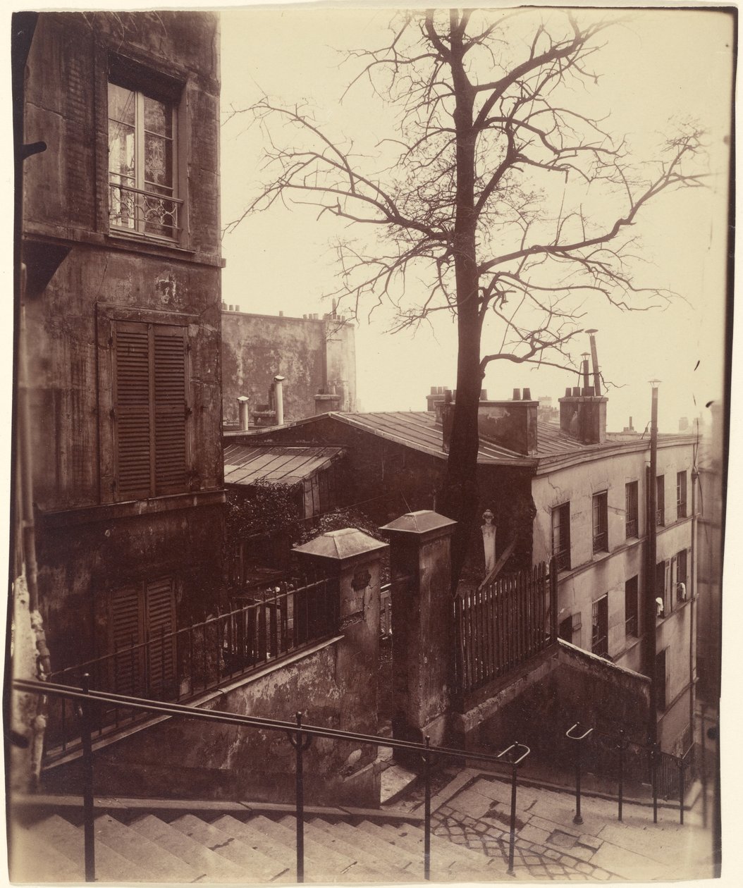 [Trapphus, Montmartre] av Eugène Atget