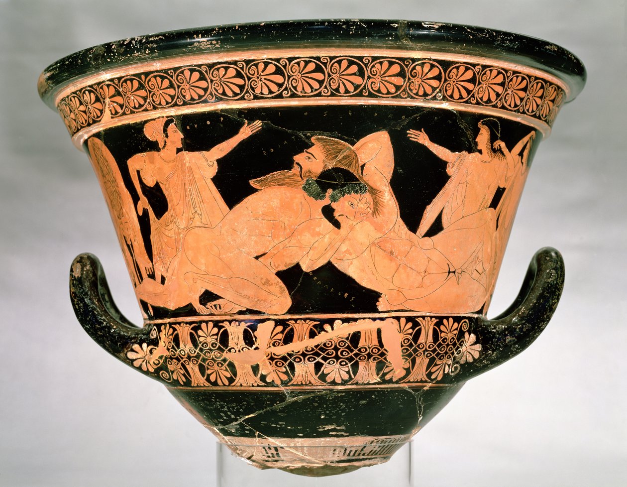Attic röd-figur calyx-krater föreställande Herakles brottning med Antaeus, från Cervetri, Italien, c.510 BC (keramik) (se även 92570) av Euphronios
