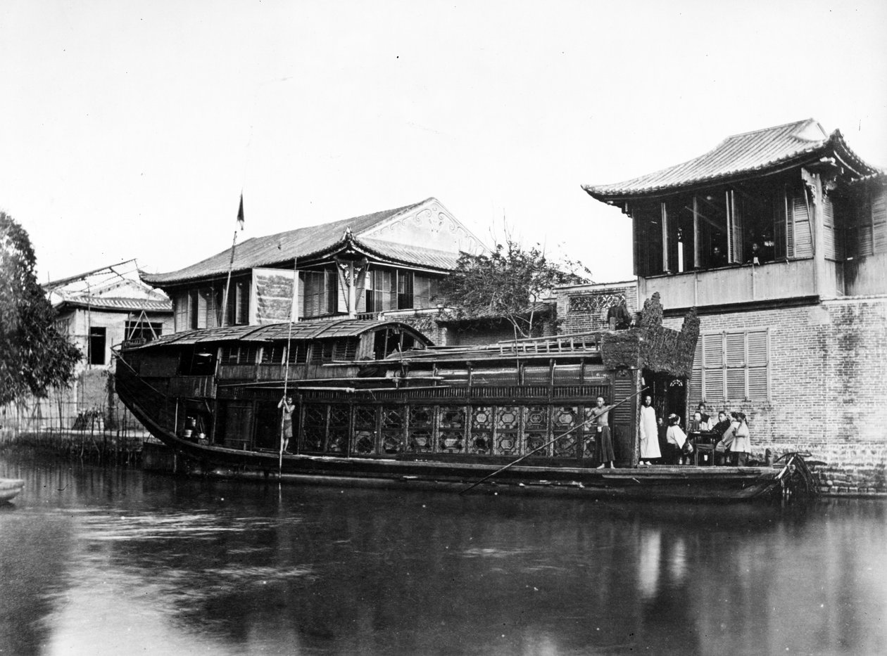 Blomsterbåt, kanton, ca 1880-talet av European Photographer