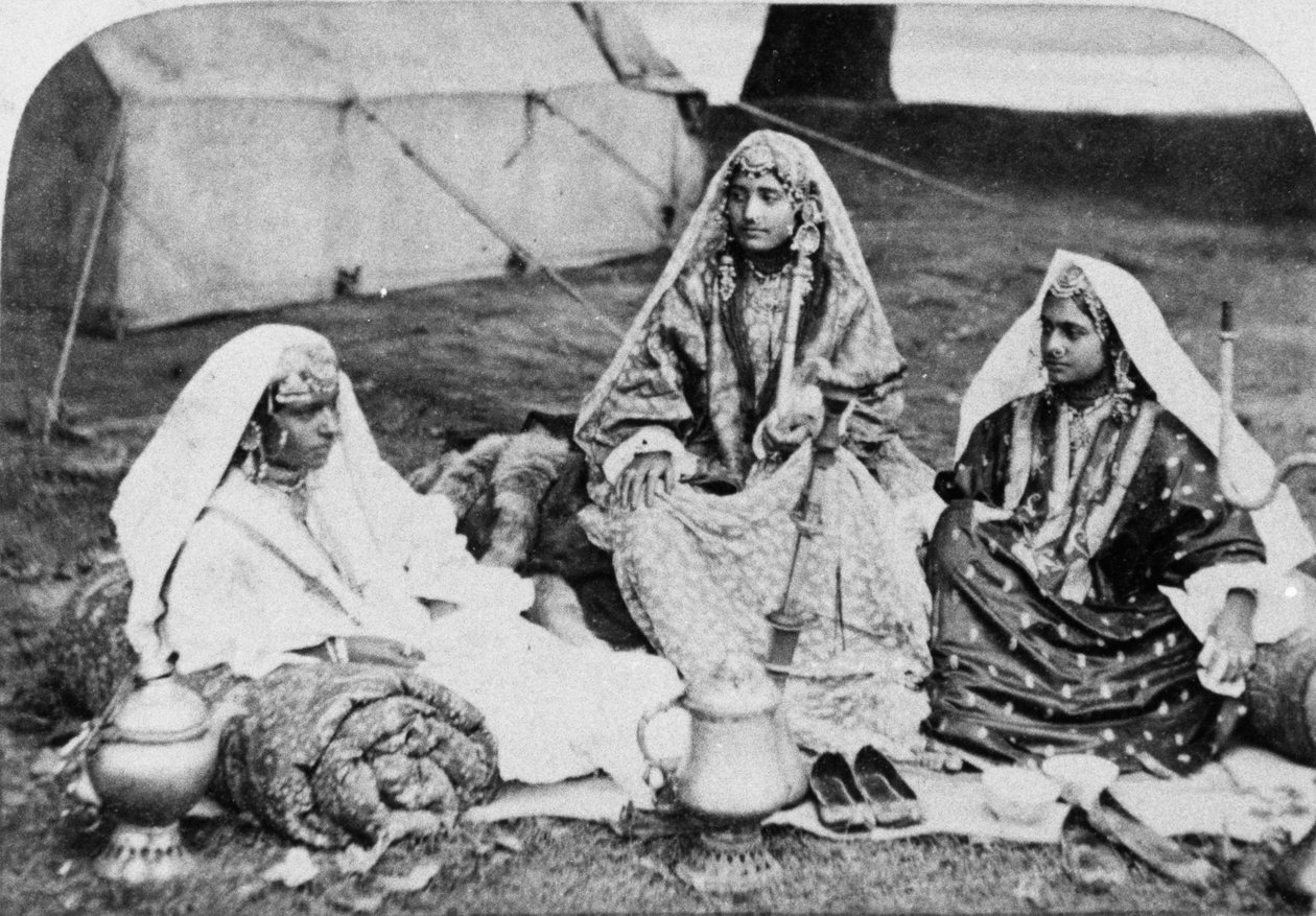 Kashmiri Nautch Girls, ca 1860-talet av European Photographer