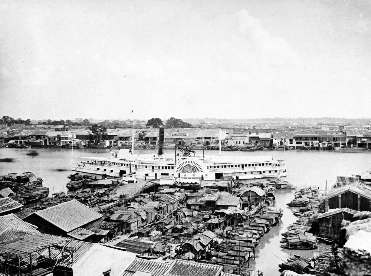 Det gyllene berget vid Canton Landing Place, c.1870 av European Photographer