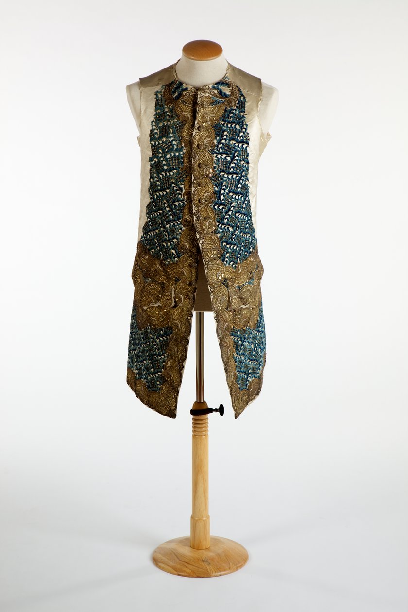 Väst dekorerad med guldmetalltråd, blå chenille och paljetter, ca 1750-70 (silke) av European School