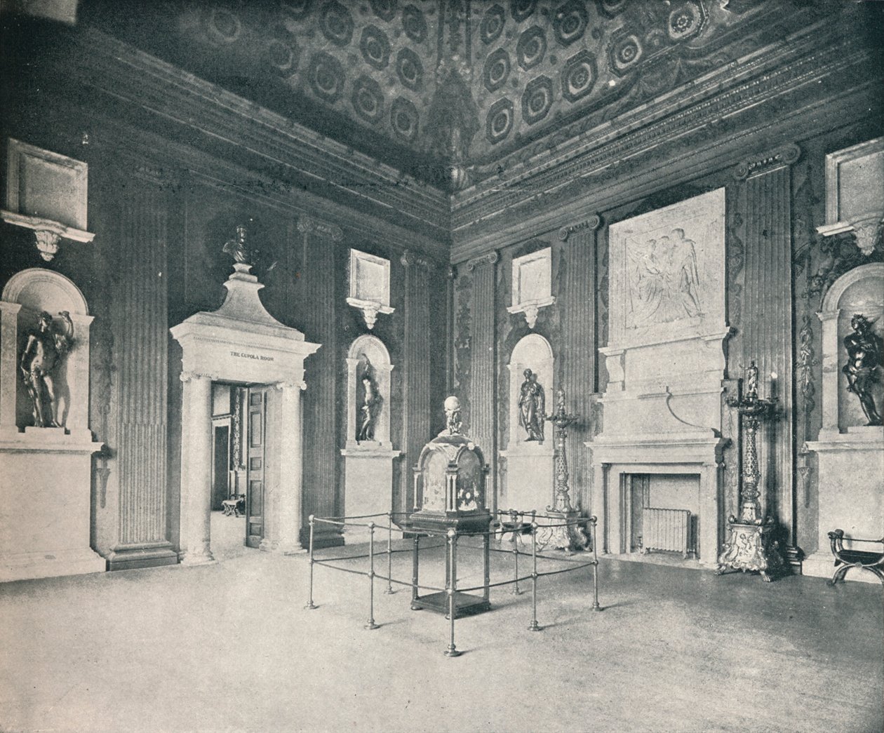 Kupolen eller kubrummet på Kensington Palace, c1899, 1901 av Eyre and Spottiswoode